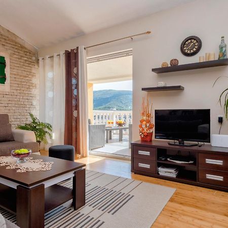 Villa Vista Hvar 耶尔萨 外观 照片