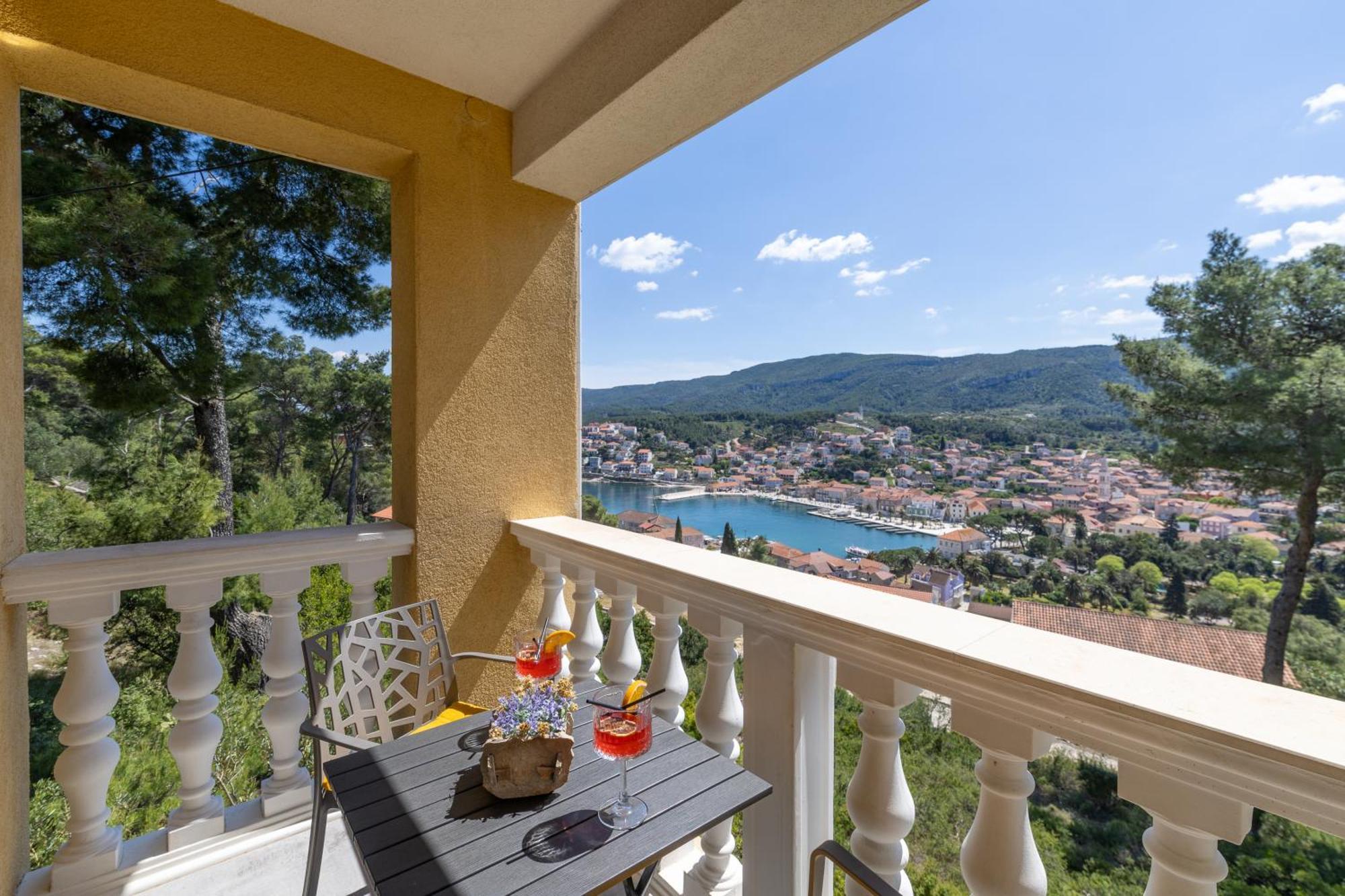 Villa Vista Hvar 耶尔萨 外观 照片