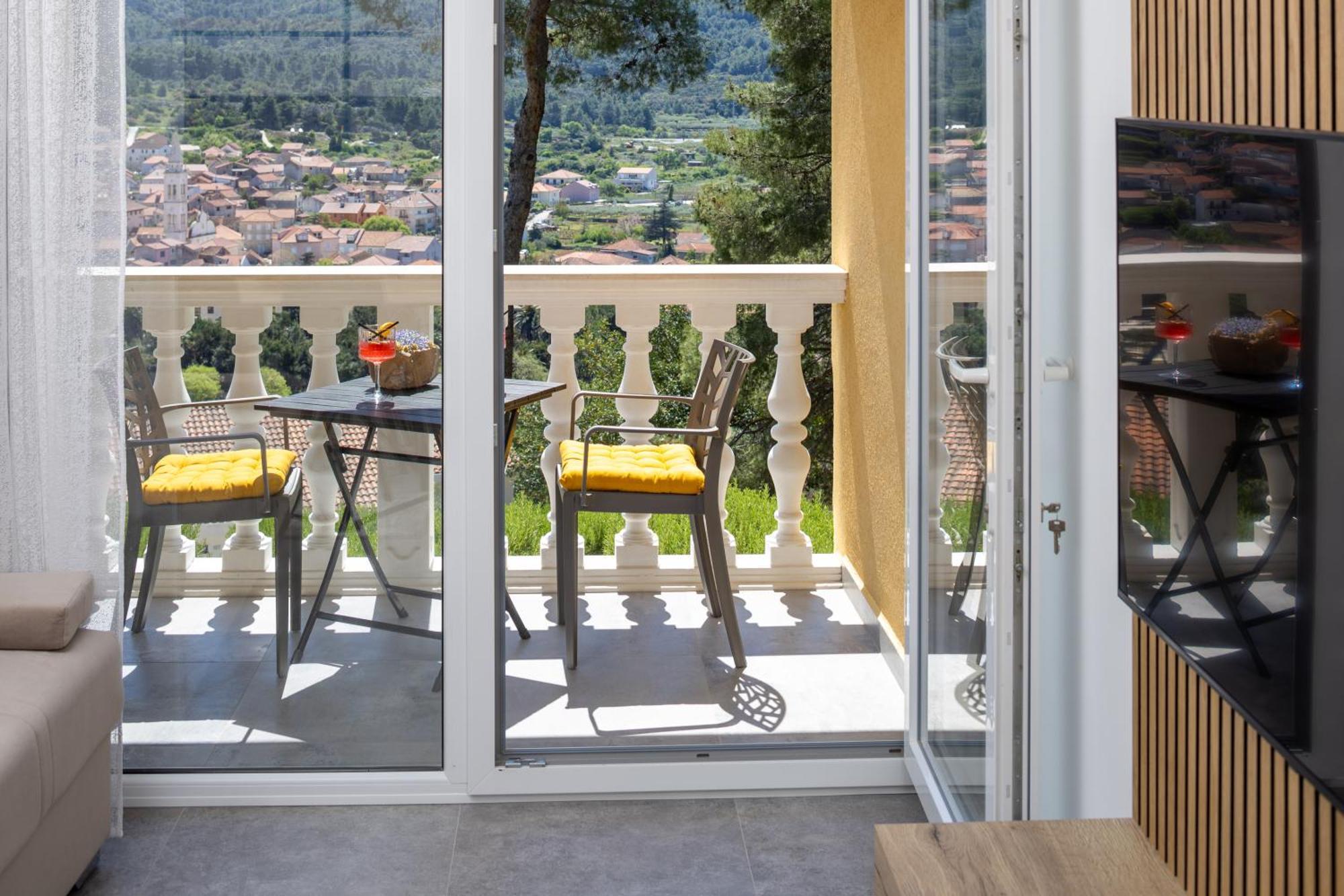 Villa Vista Hvar 耶尔萨 外观 照片