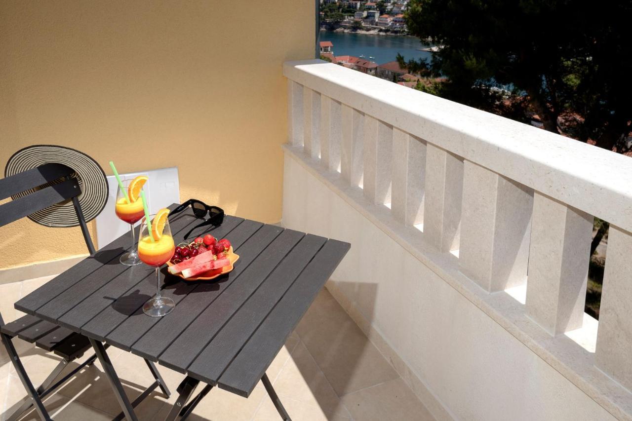 Villa Vista Hvar 耶尔萨 外观 照片