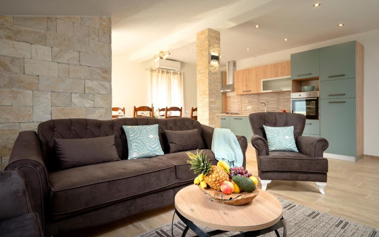Villa Vista Hvar 耶尔萨 外观 照片