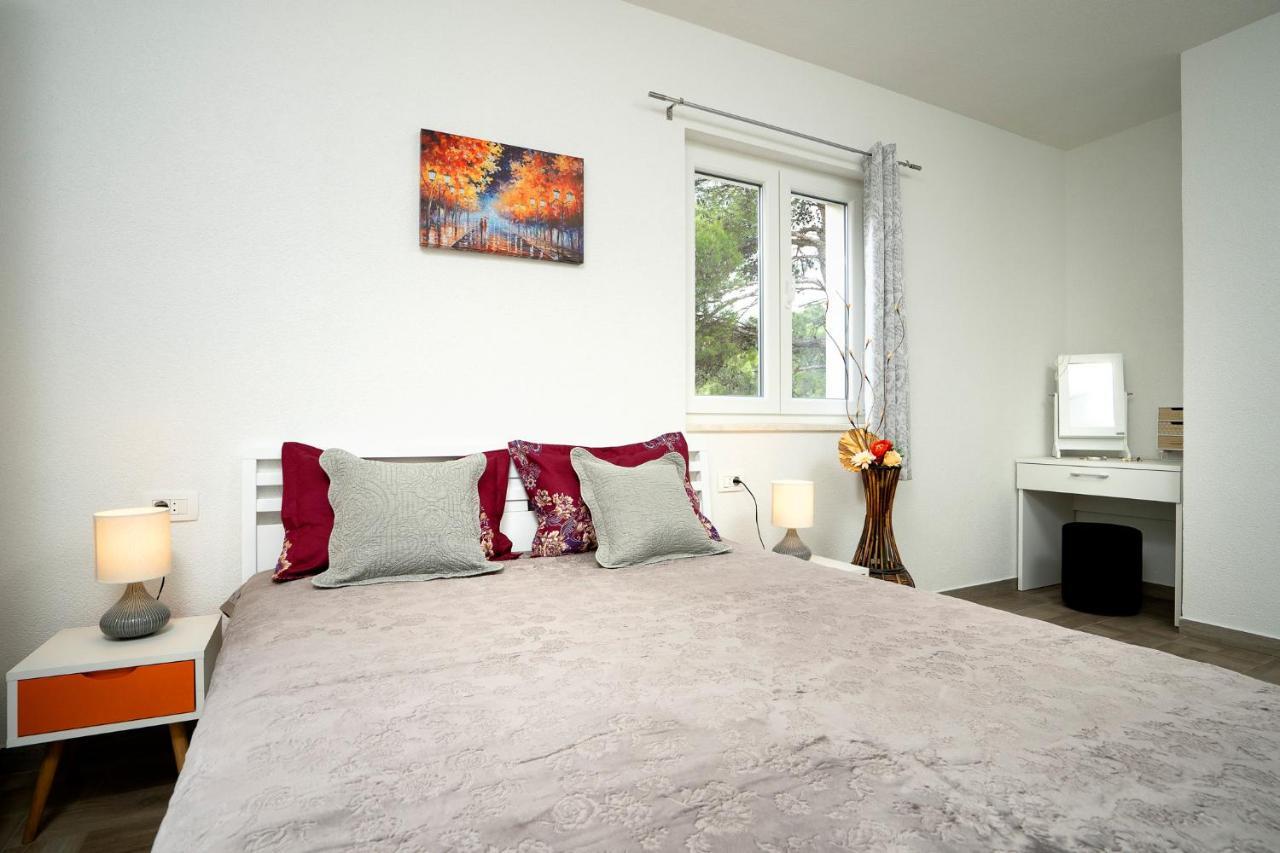 Villa Vista Hvar 耶尔萨 外观 照片